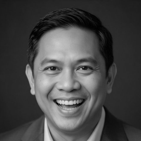 Portrait of Marco, a fictional Chief Revenue Officer persona